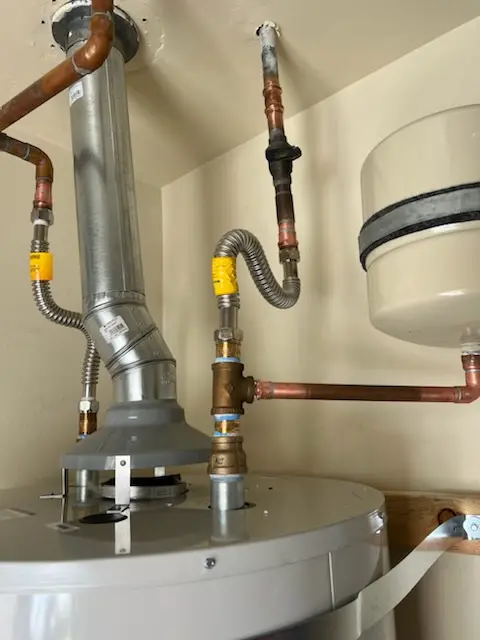 Water heater installation and plumbing repair in Devonwood